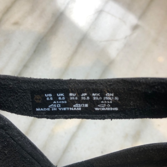 Timberland Leather Fisherman Sandals - Picture 4 of 4